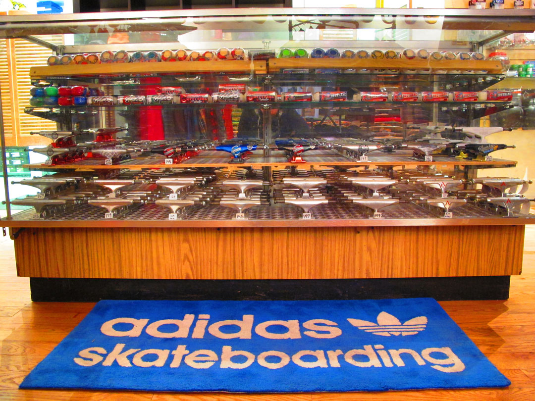 southside-skateshop-south-houston-texas-southside-skatepark-wheel-truck-case-photo-dakota-roberson